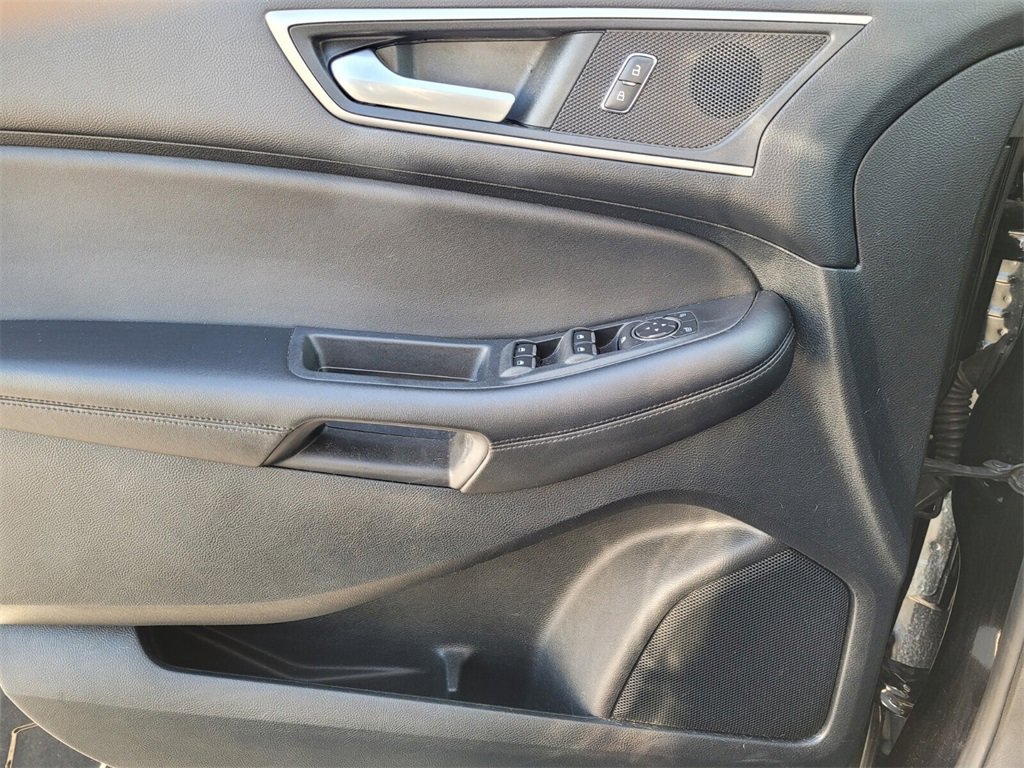 Used 2022 Ford Edge SEL image 21