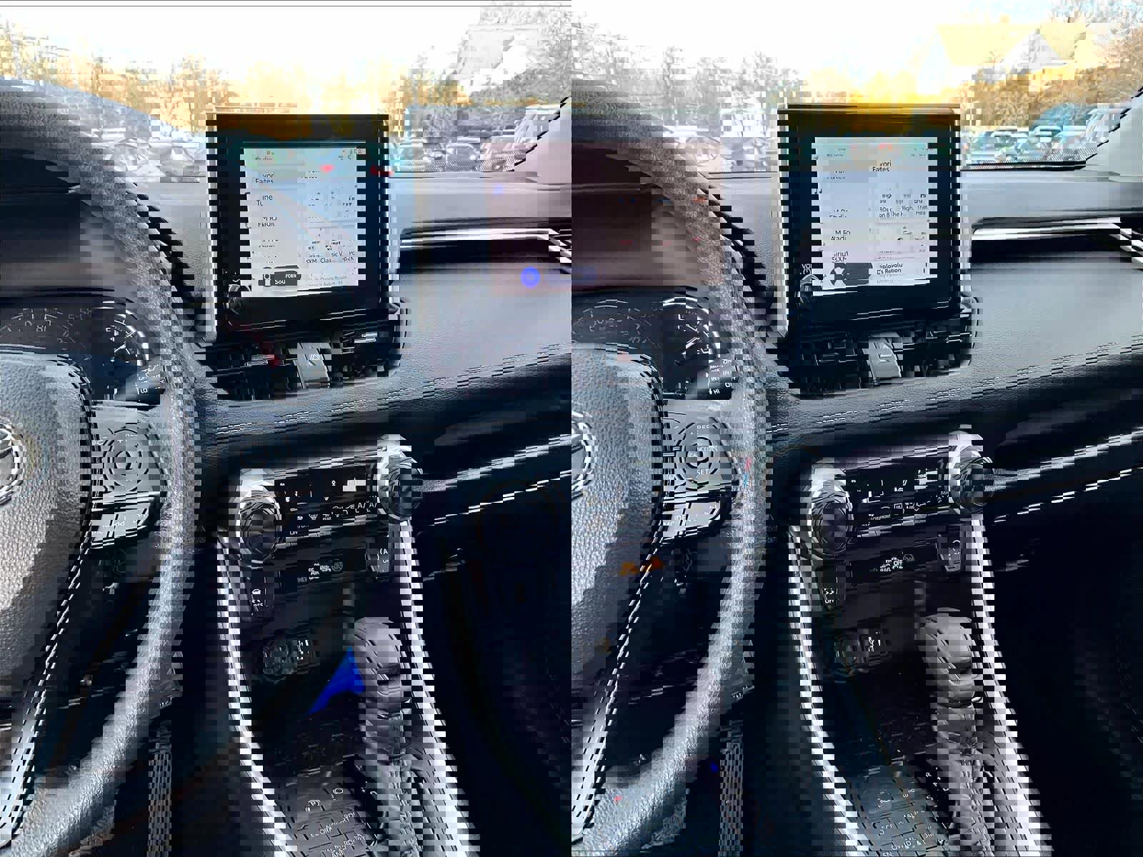 Used 2024 Toyota RAV4 LE image 18