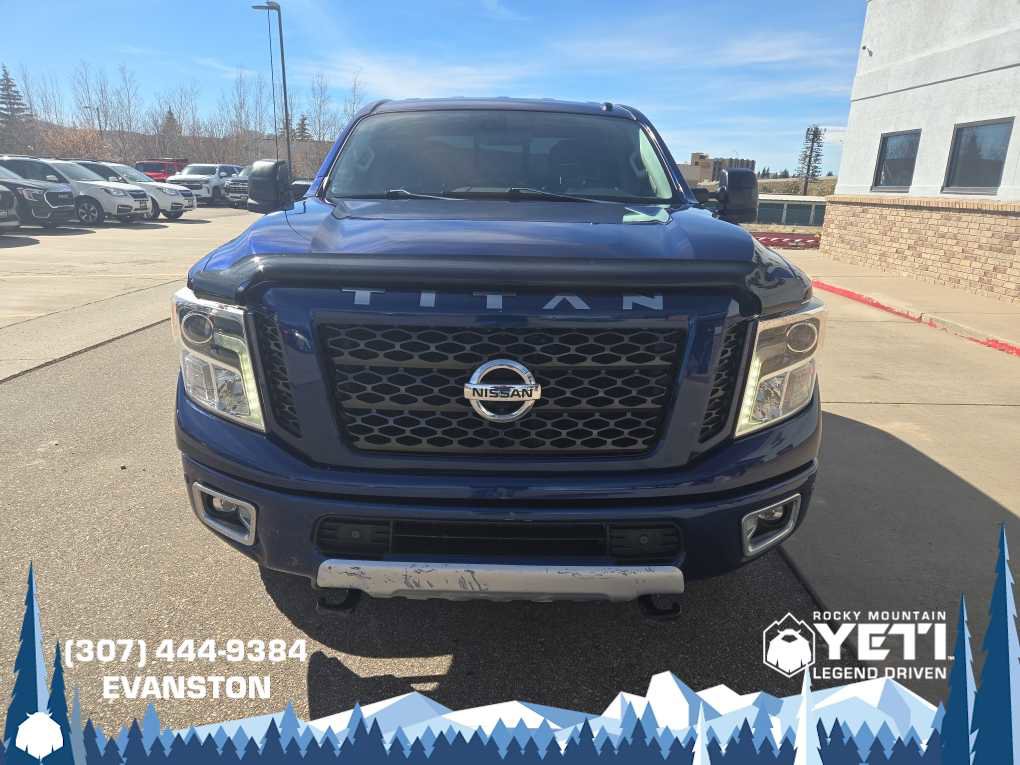 Used 2019 Nissan Titan PRO-4X w/ Pro-4x Convenience Package image 8