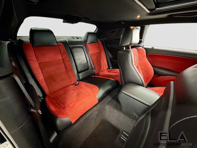 Used 2016 Dodge Challenger R/T Scat Pack RWD image 31