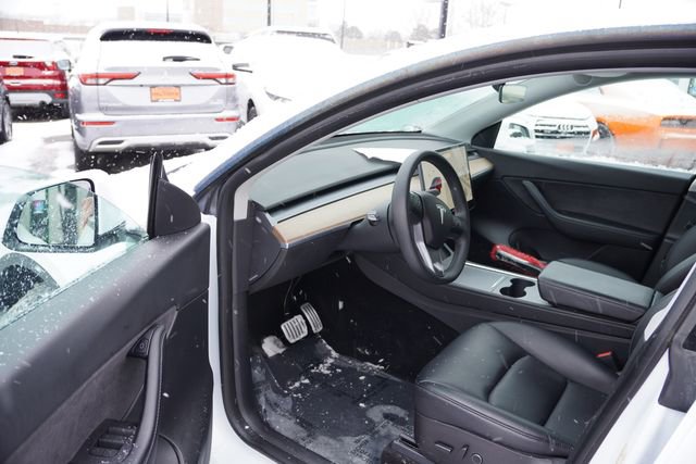 Used 2022 Tesla Model Y Performance image 14