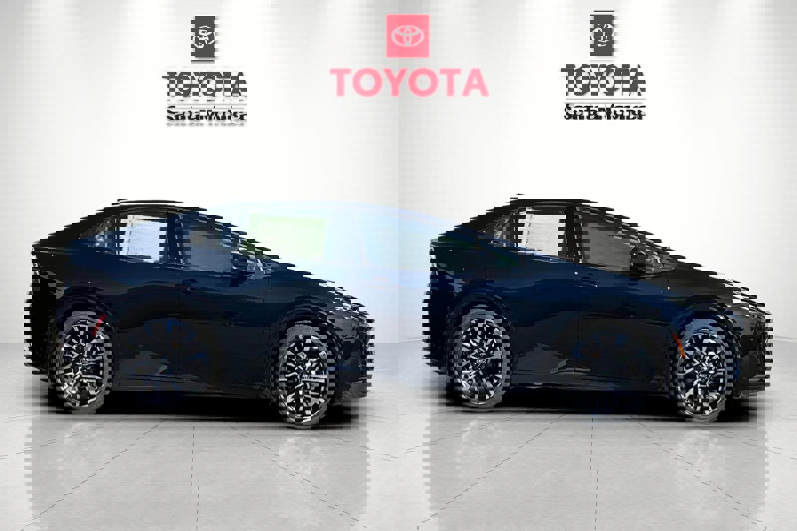 New 2026 Toyota Prius Plug-In Hybrid image 2