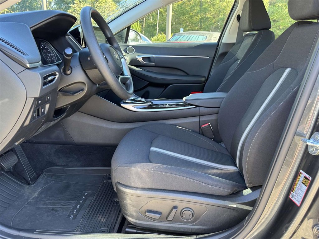 Used 2022 Hyundai Sonata SEL w/ Winter Weather Package image 20