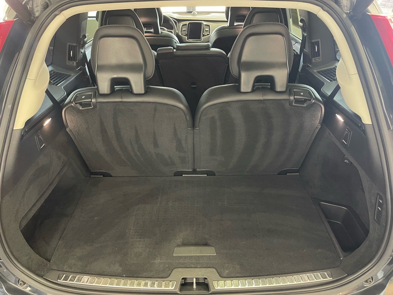Used 2021 Volvo XC90 T8 Inscription w/ Advanced Package AWD/4WD image 35