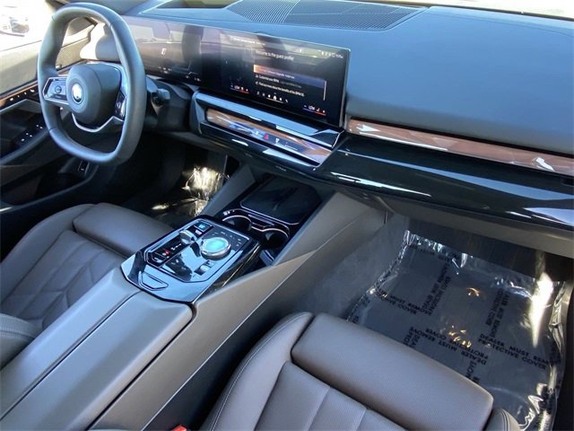 Certified 2025 BMW i5 eDrive40i w/ Premium Package image 14