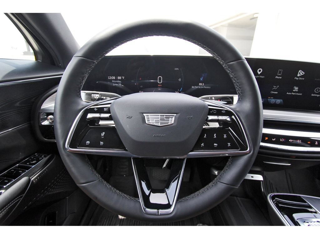Used 2024 Cadillac Lyriq Luxury w/ LPO, Floor Liner Package AWD/4WD image 14