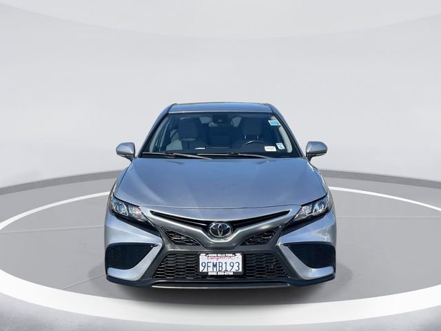 Used 2023 Toyota Camry SE image 2