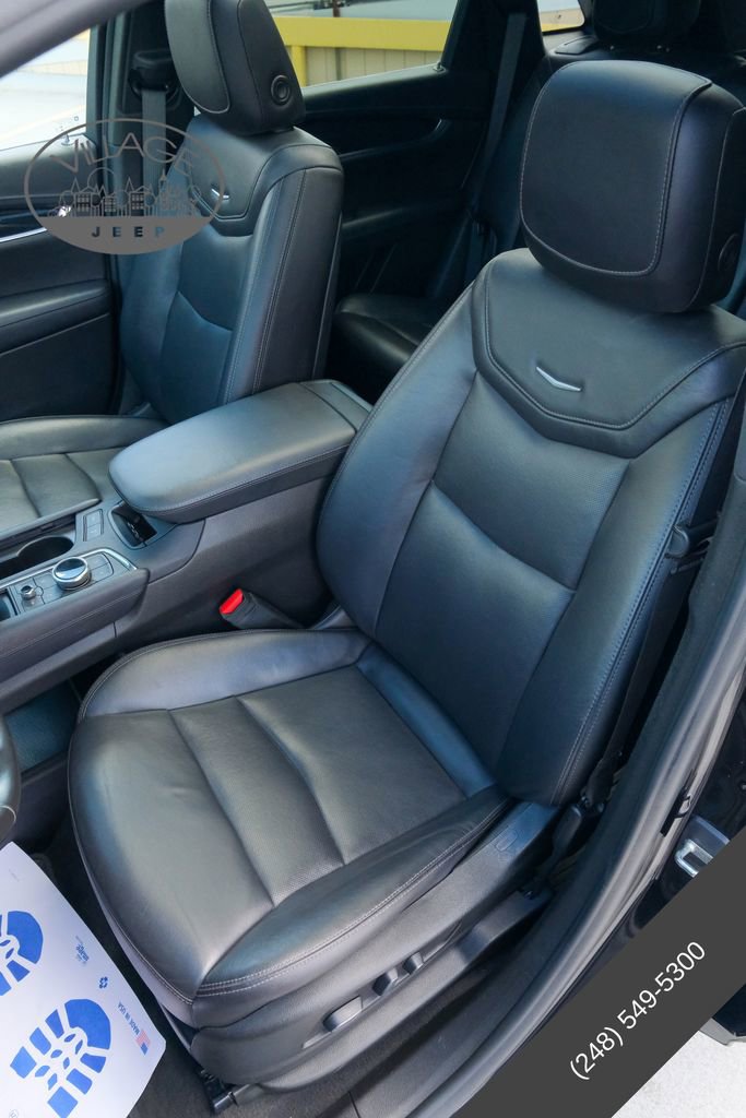 Used 2020 Cadillac XT5 Premium Luxury FWD image 14