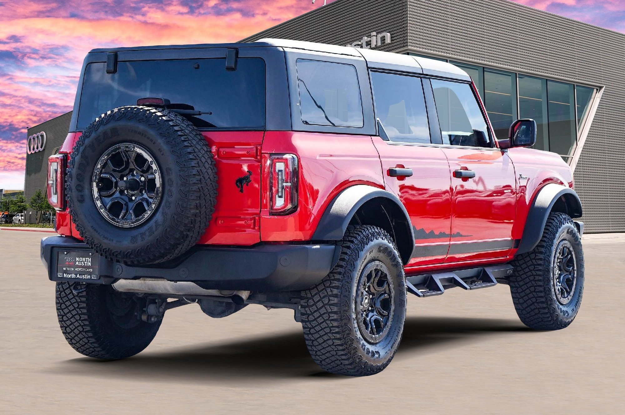 Used 2022 Ford Bronco Wildtrak image 5