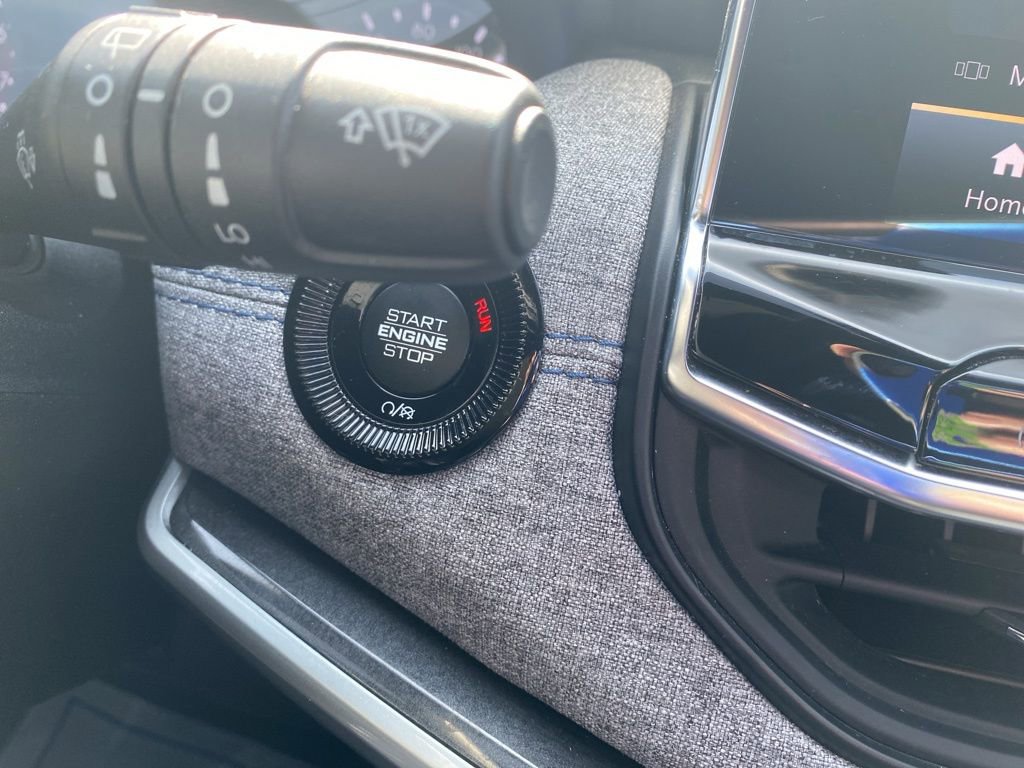 Certified 2024 Jeep Compass Sport image 24