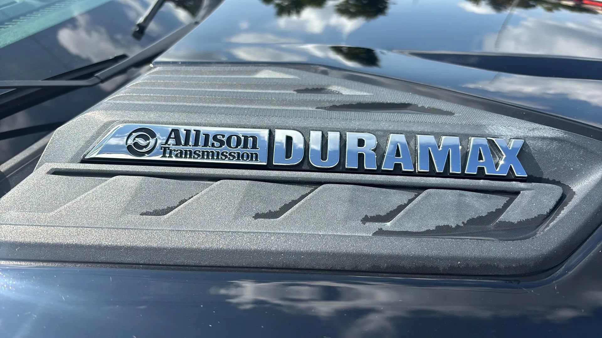 Used 2022 Chevrolet Silverado 2500 LT w/ Midnight Edition AWD/4WD image 13
