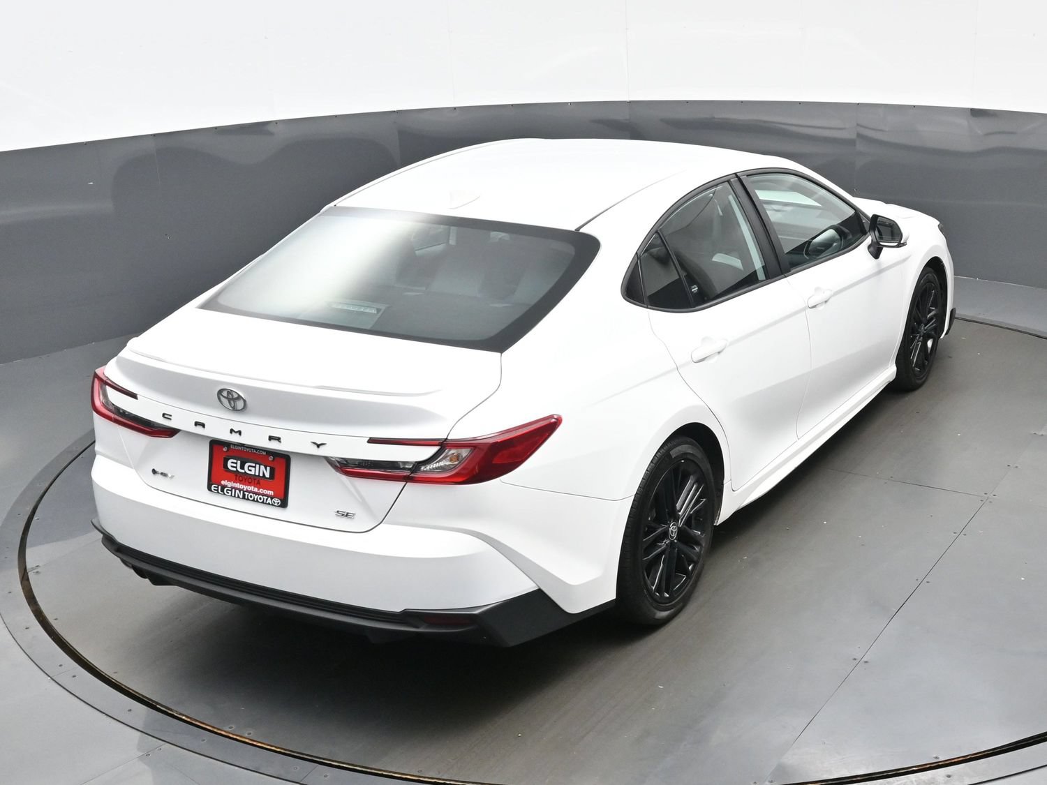 Used 2025 Toyota Camry SE FWD image 41