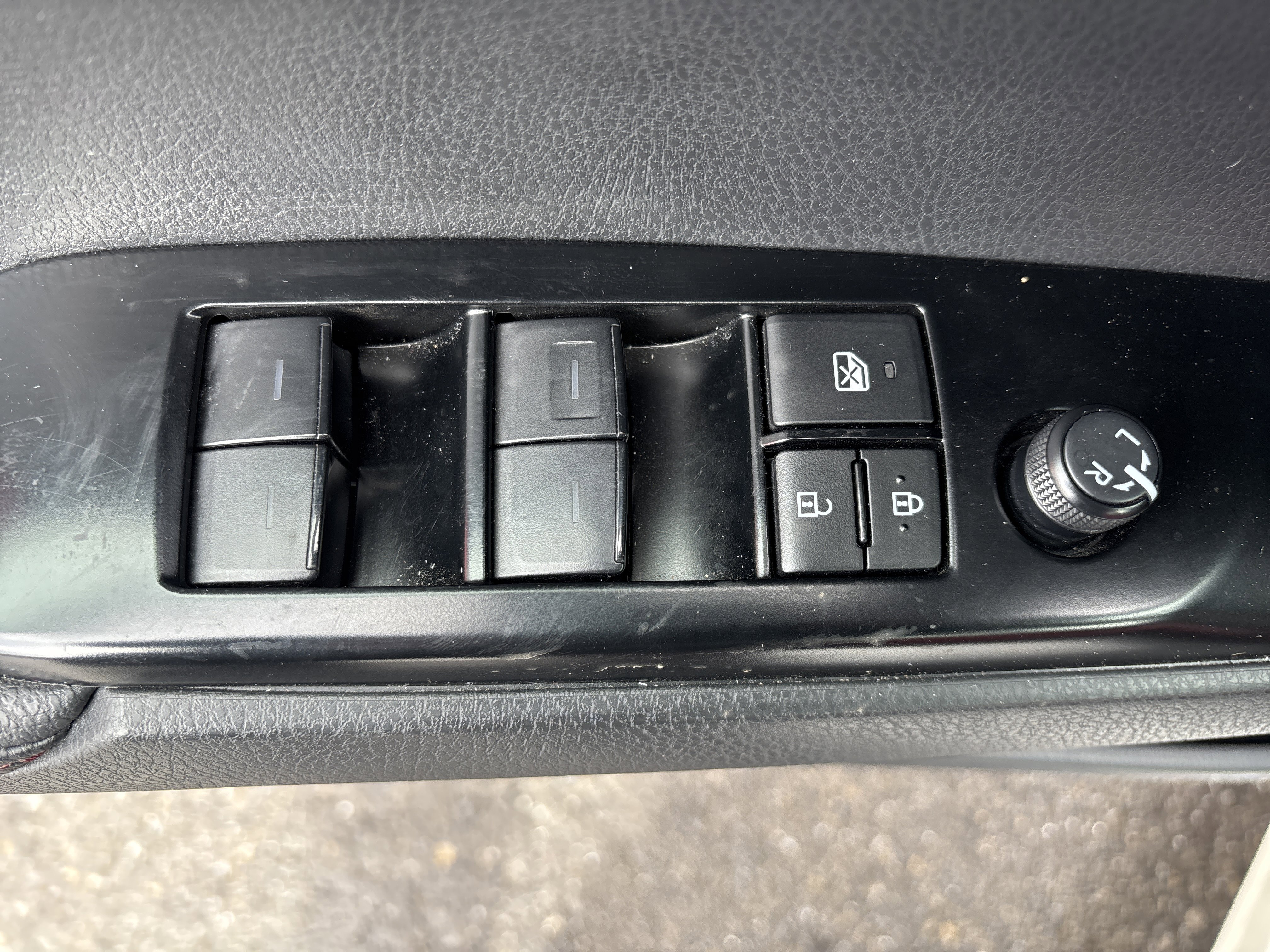 Used 2025 Toyota Camry XSE image 21