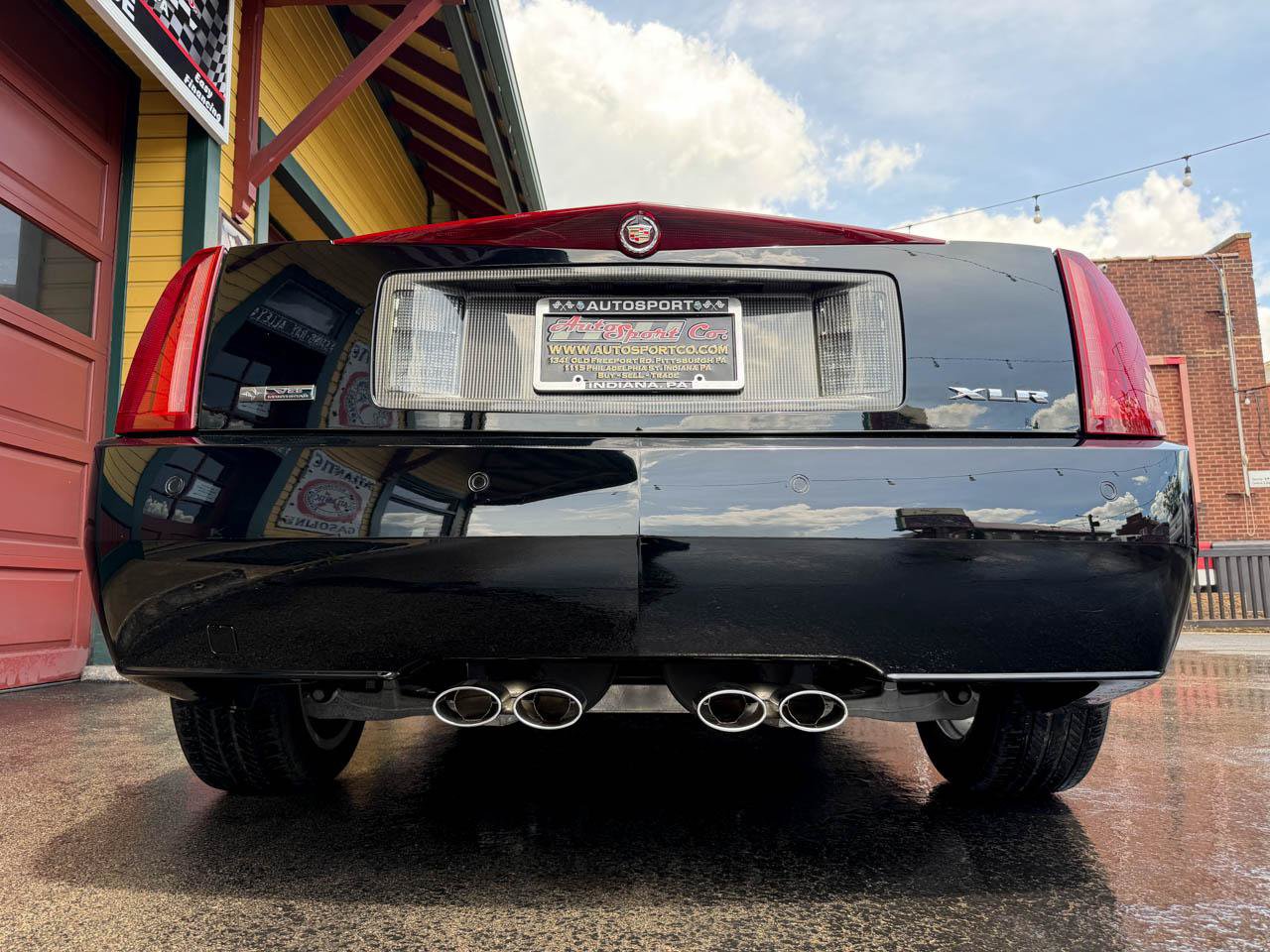 Used 2005 Cadillac XLR RWD image 6