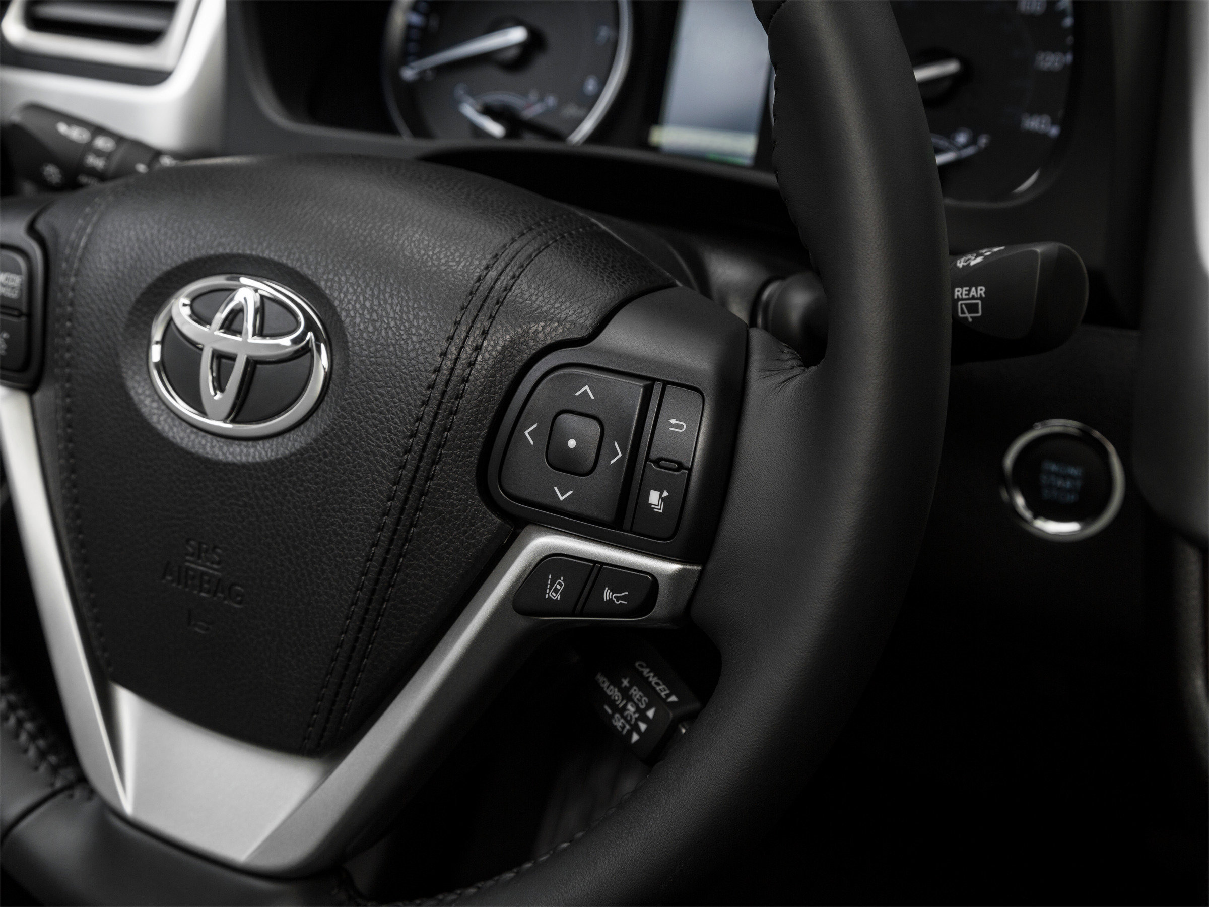 Used 2019 Toyota Highlander Limited Platinum FWD image 54