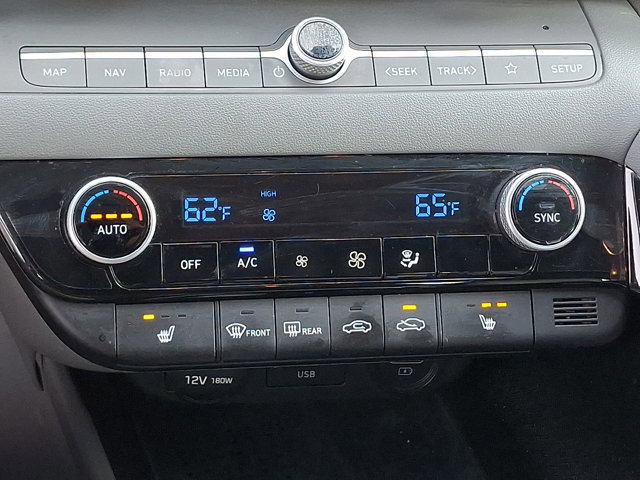 Used 2023 Hyundai Elantra SEL w/ Convenience Package image 15