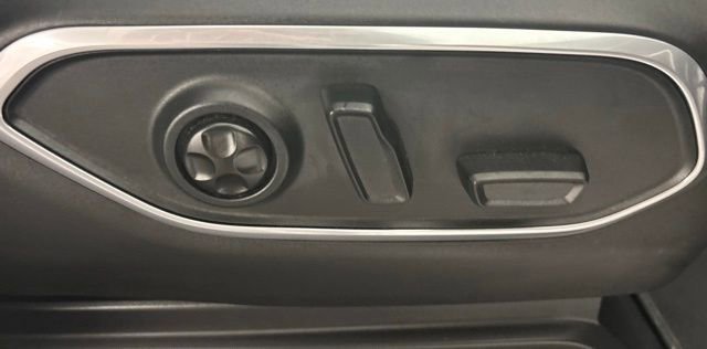 Used 2024 Jeep Wagoneer L Series II w/ Flexible Seating Group image 22