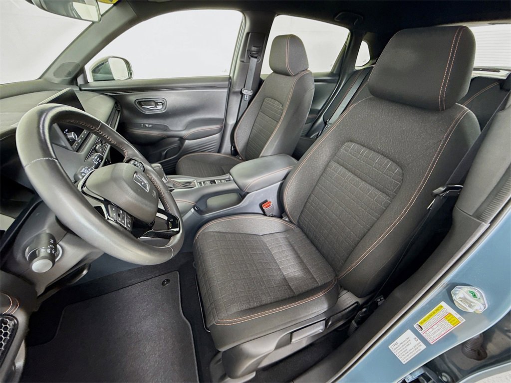 Used 2024 Honda HR-V Sport image 11