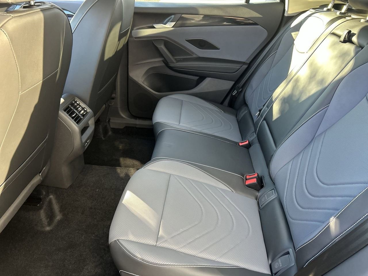 New 2026 Volkswagen Tiguan SE image 13