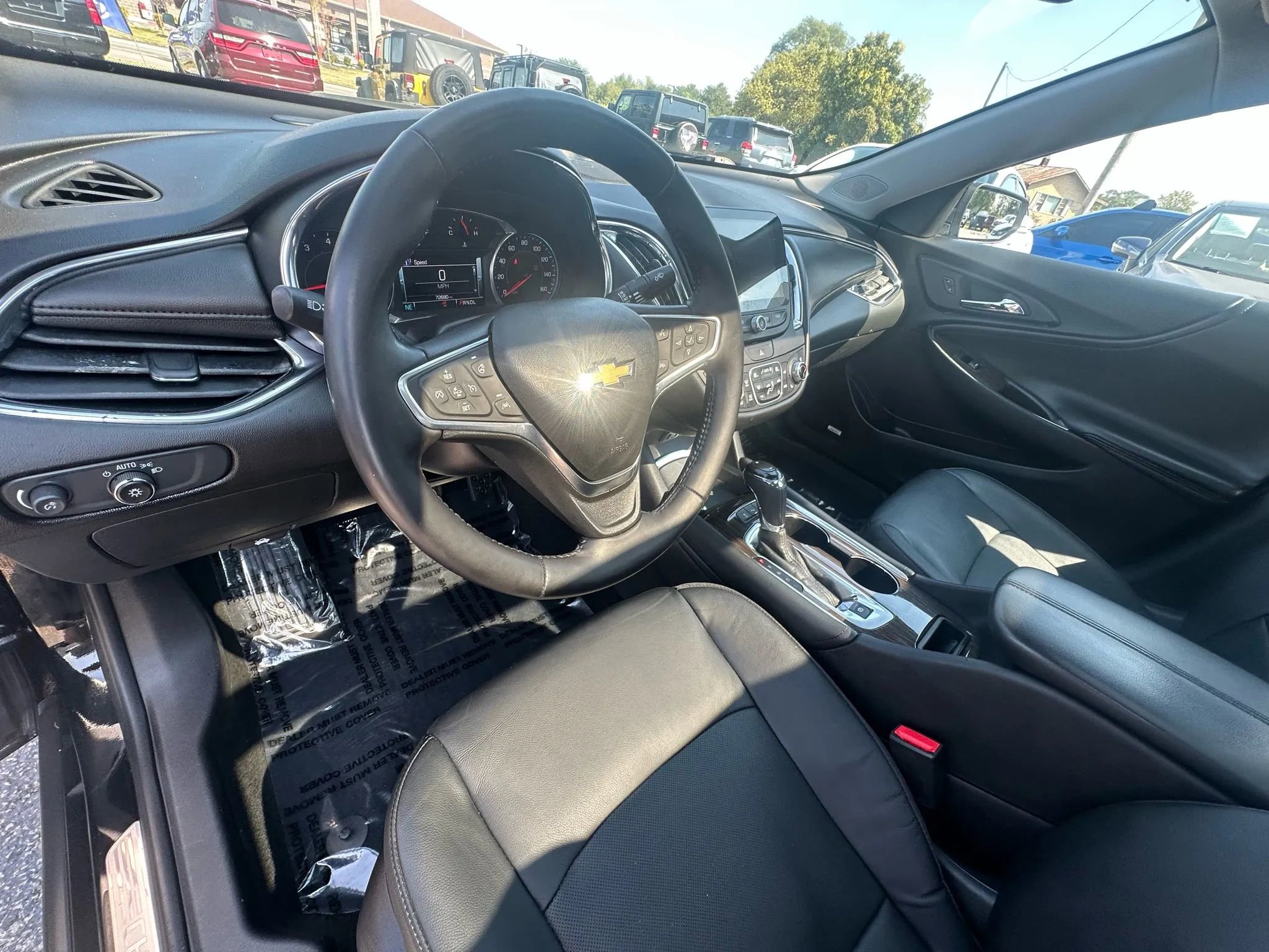 Used 2017 Chevrolet Malibu Premier w/ Premier Sun and Wheel Package image 16