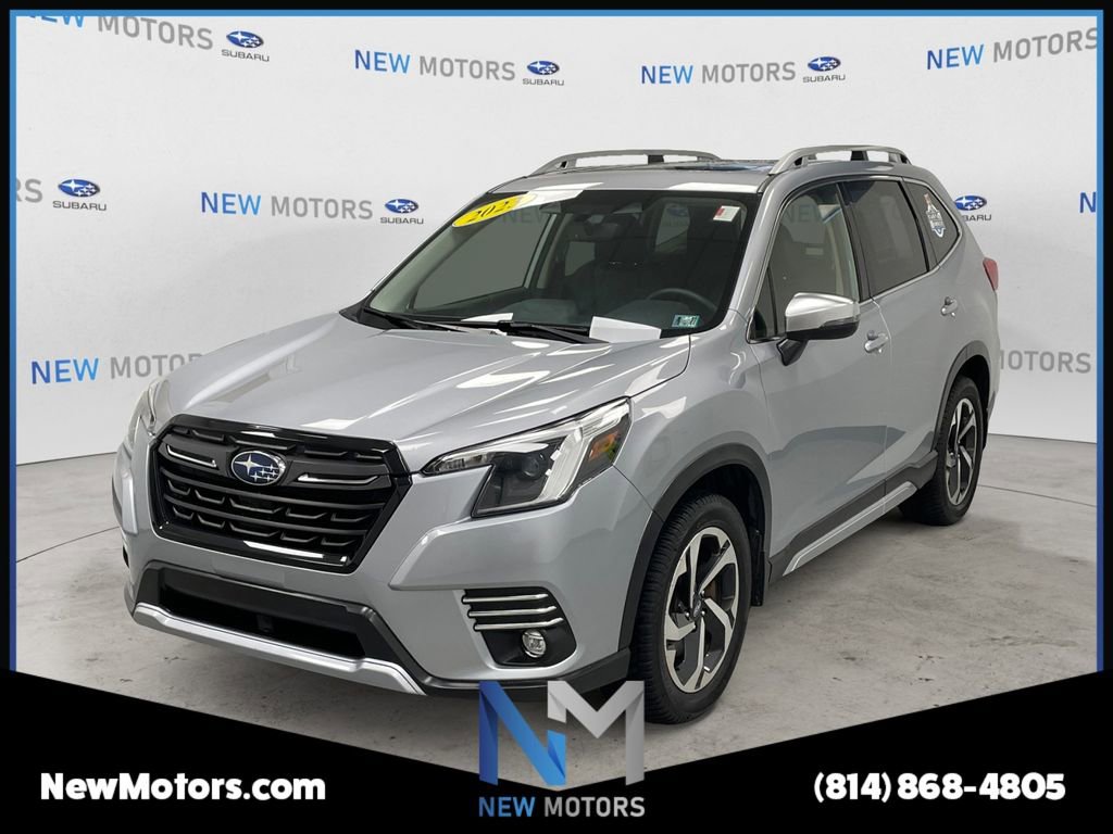 Used 2023 Subaru Forester Touring image 1