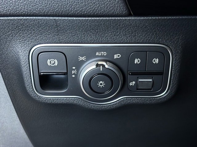 Certified 2025 Mercedes-Benz GLA 250 image 15