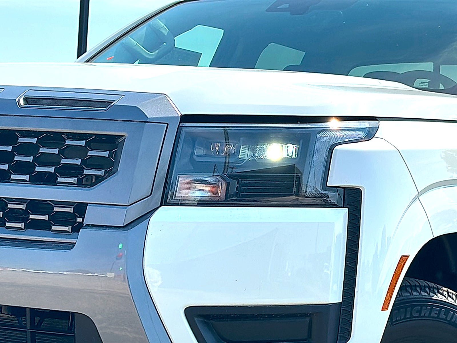 New 2027 Nissan Frontier SV RWD image 4