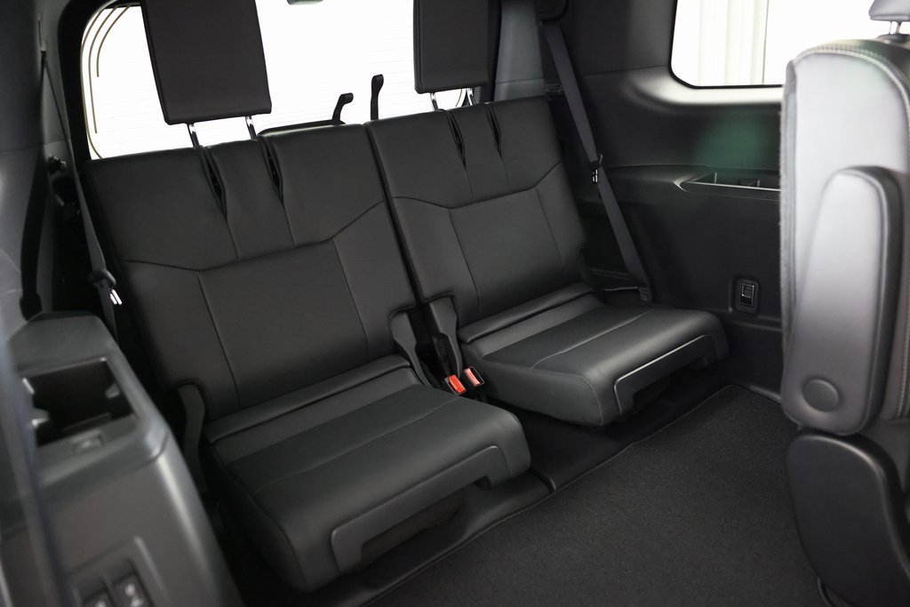 Used 2025 Lexus GX 550 w/ Accessory Package (Z1) image 14