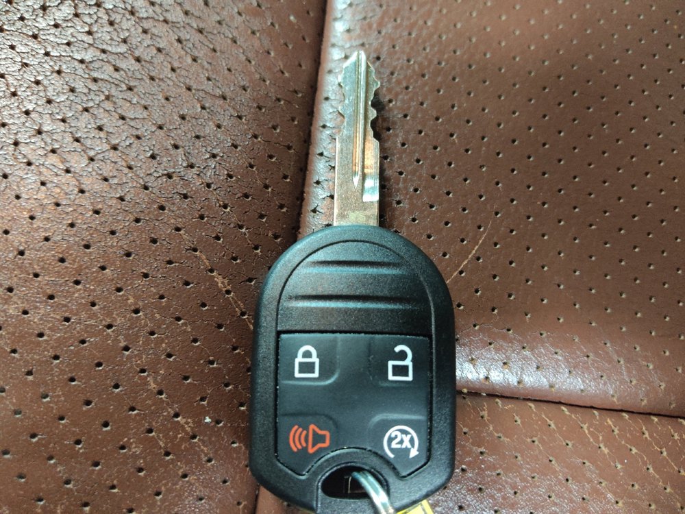 Used 2013 Ford F150 King Ranch w/ King Ranch Luxury Pkg RWD image 32