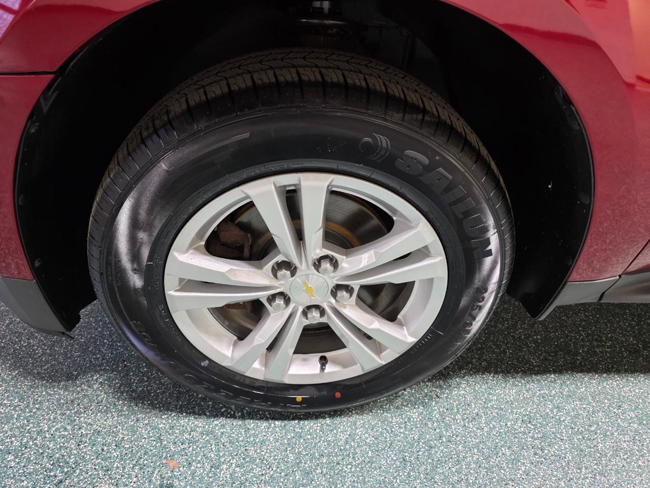 Used 2015 Chevrolet Equinox LT image 12