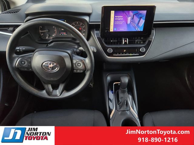 Used 2024 Toyota Corolla LE image 28