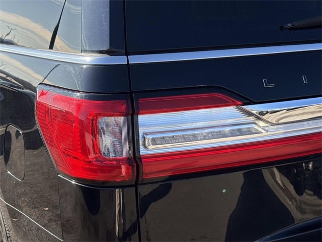 Used 2020 Lincoln Navigator L Black Label image 11