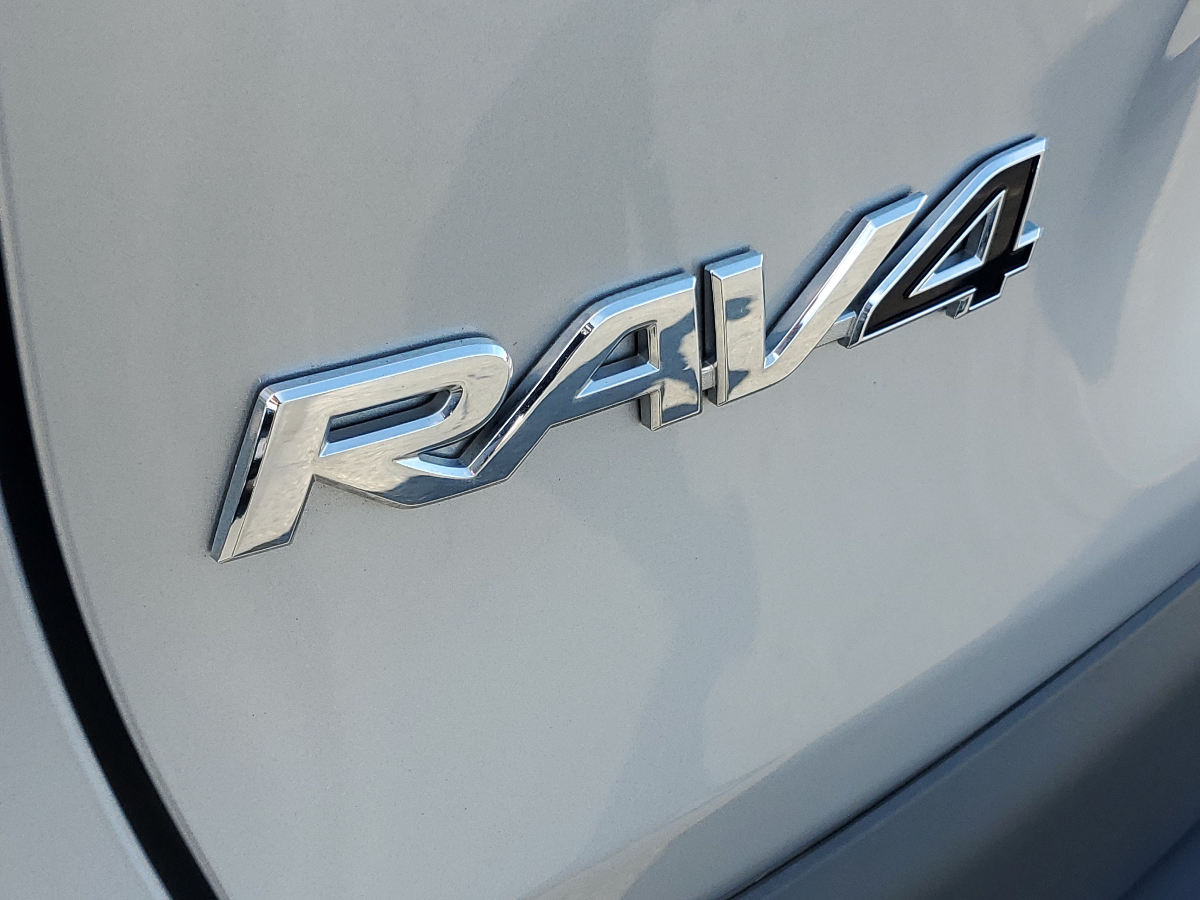 Certified 2025 Toyota RAV4 XLE AWD/4WD image 8