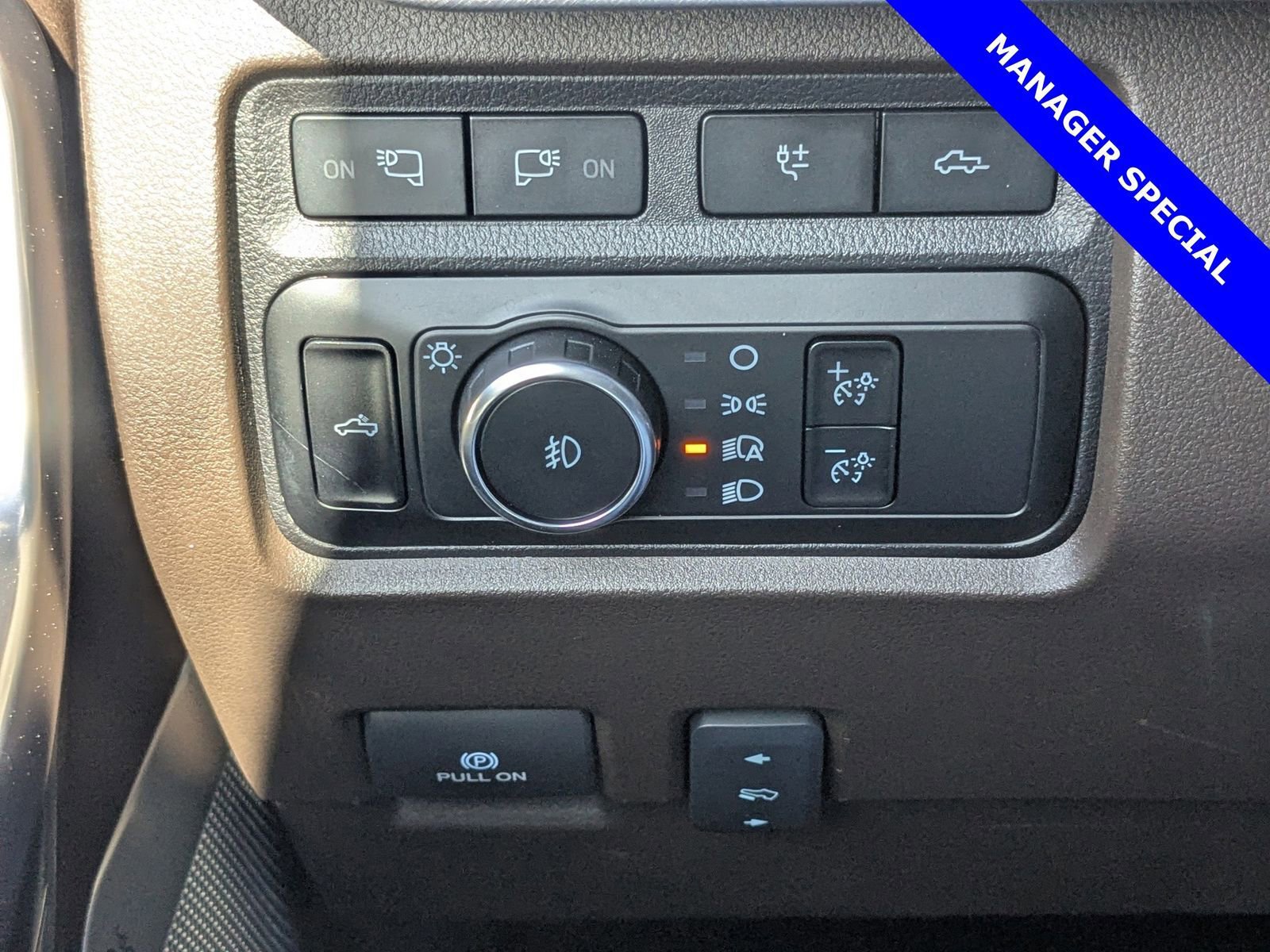 Used 2024 Ford F350 King Ranch w/ Chrome Package image 28