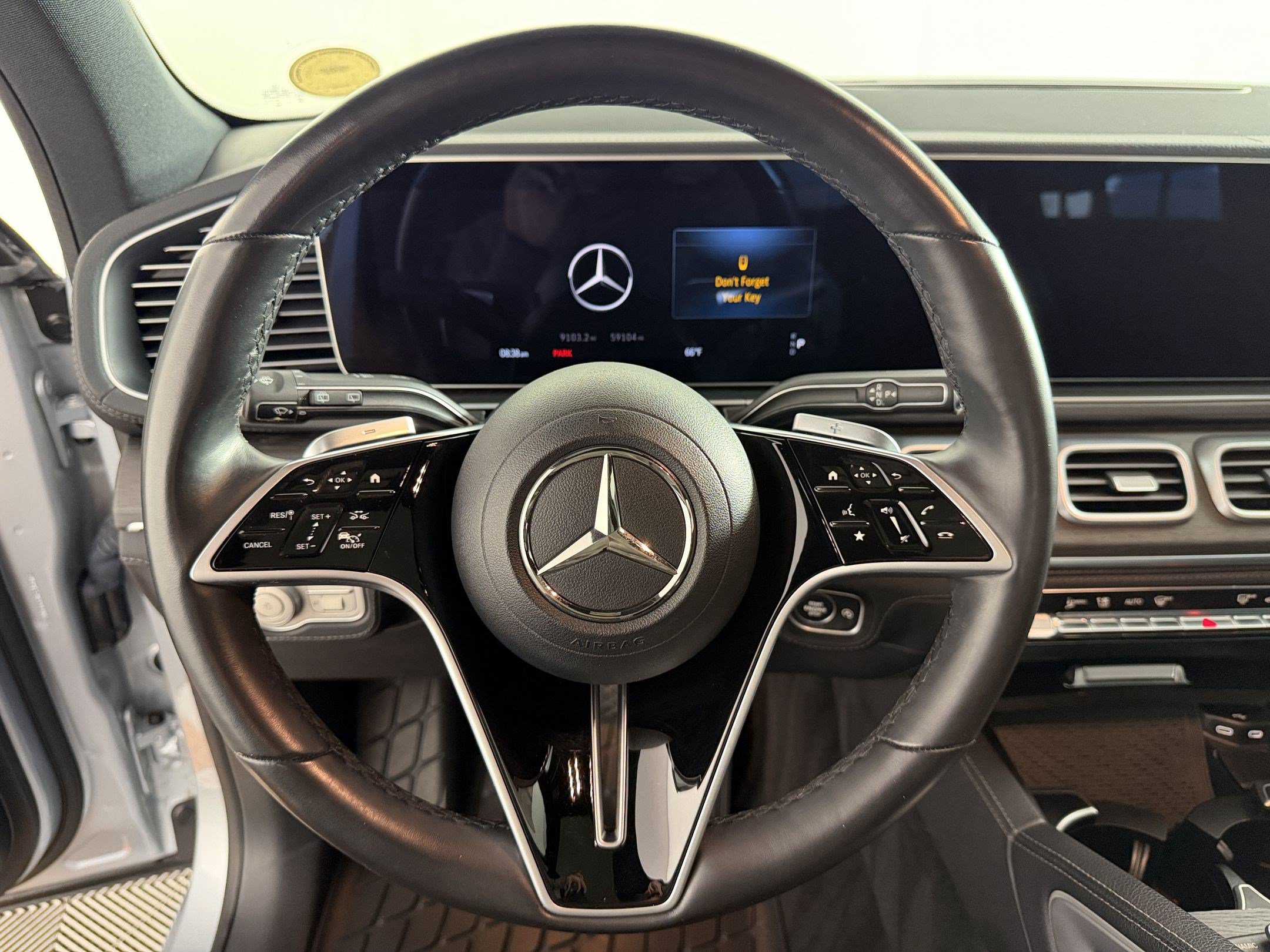 Used 2024 Mercedes-Benz GLE 450 4MATIC image 11