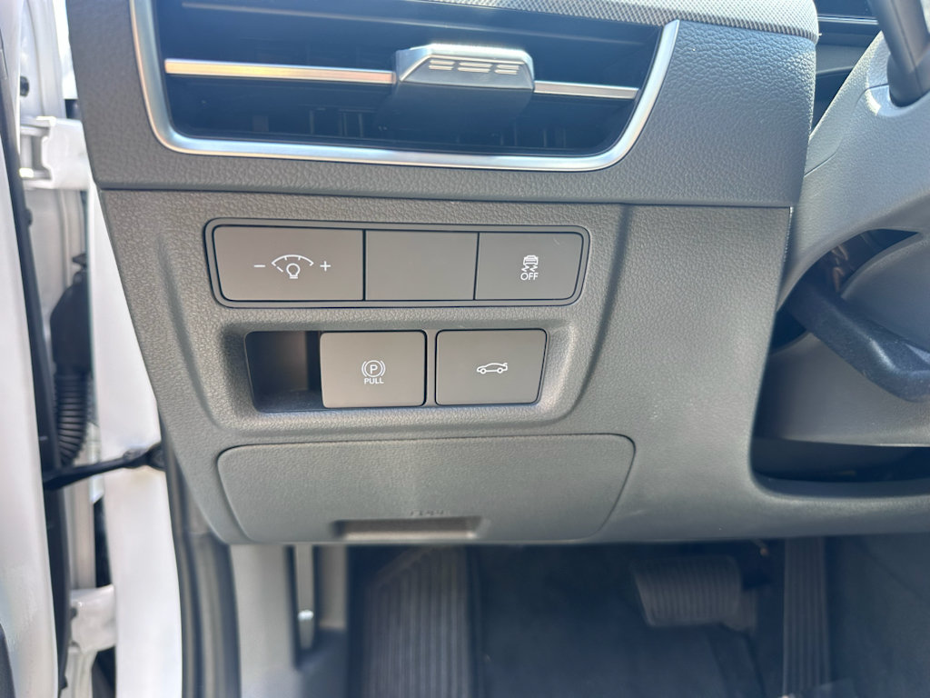 Used 2025 Hyundai Sonata SEL FWD image 21