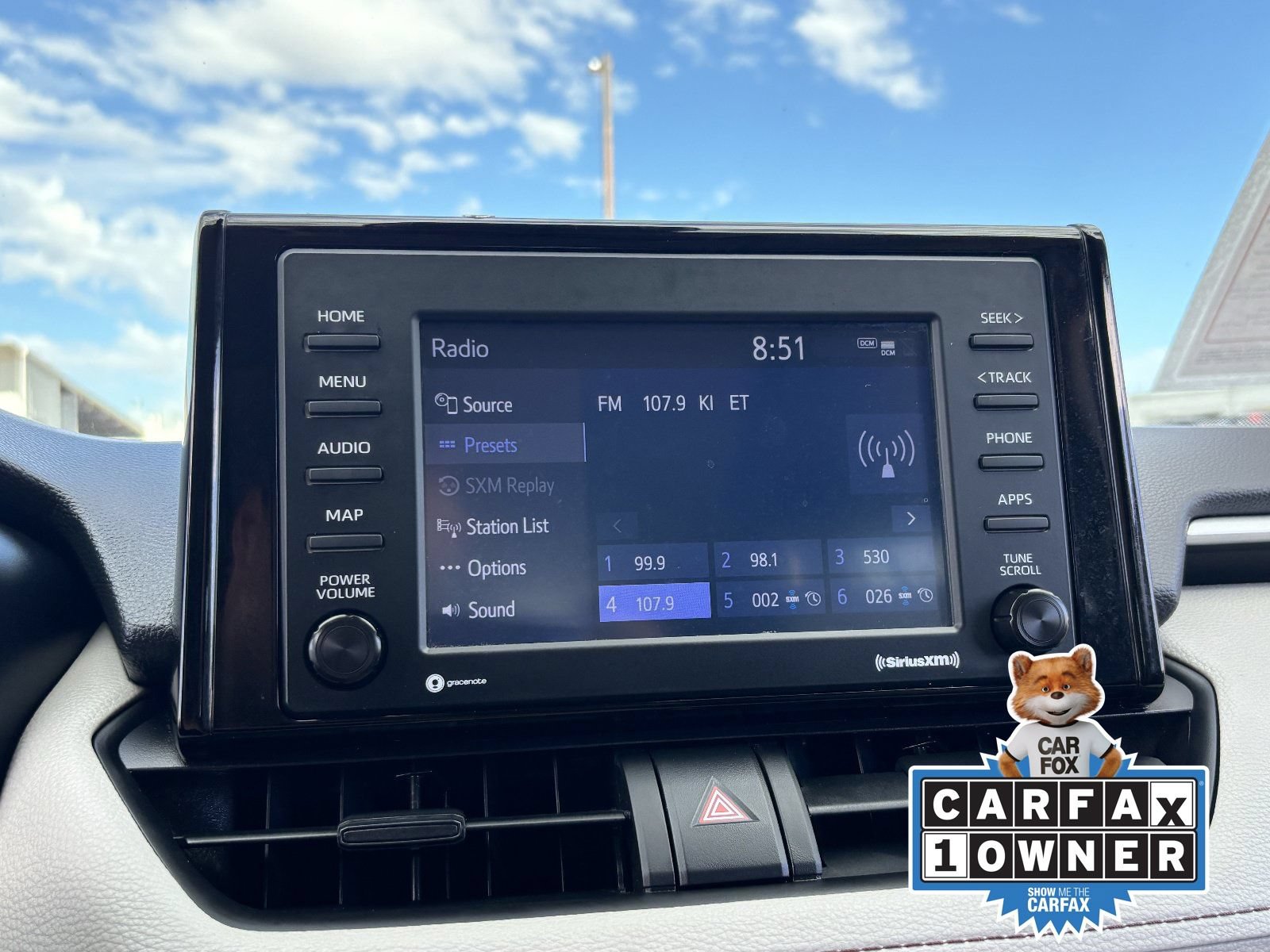 Used 2022 Toyota RAV4 XLE w/ Convenience Package FWD image 24