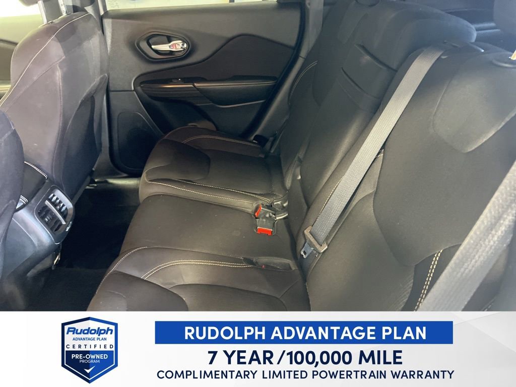 Used 2016 Jeep Cherokee Latitude image 25