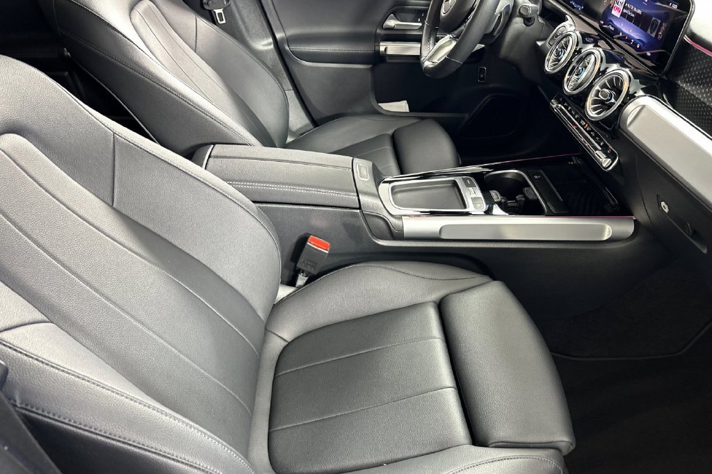 Certified 2024 Mercedes-Benz EQB 250+ image 19