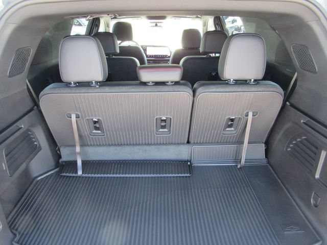 Used 2026 Chevrolet Traverse Z71 w/ Enhanced Driving Package AWD/4WD image 31