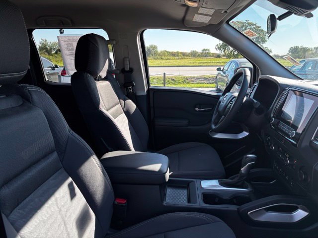 Used 2022 Nissan Frontier SV AWD/4WD image 47