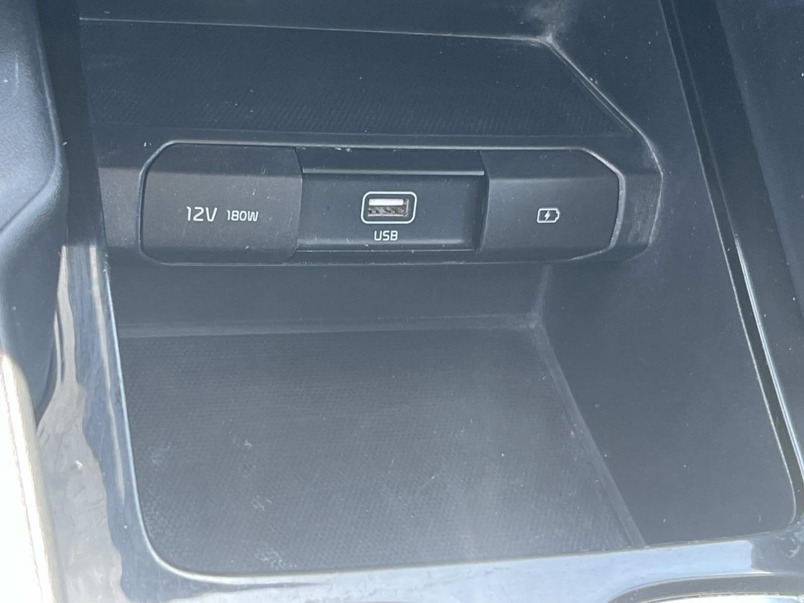 Used 2022 Kia Telluride LX AWD/4WD image 34