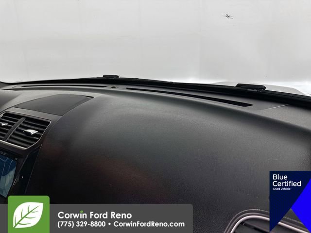 Used 2017 Ford Explorer XLT w/ Equipment Group 202A AWD/4WD image 35