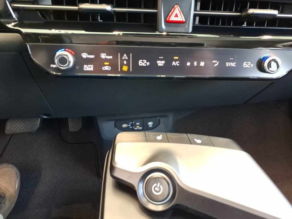 New 2026 Kia EV6 Light RWD image 14