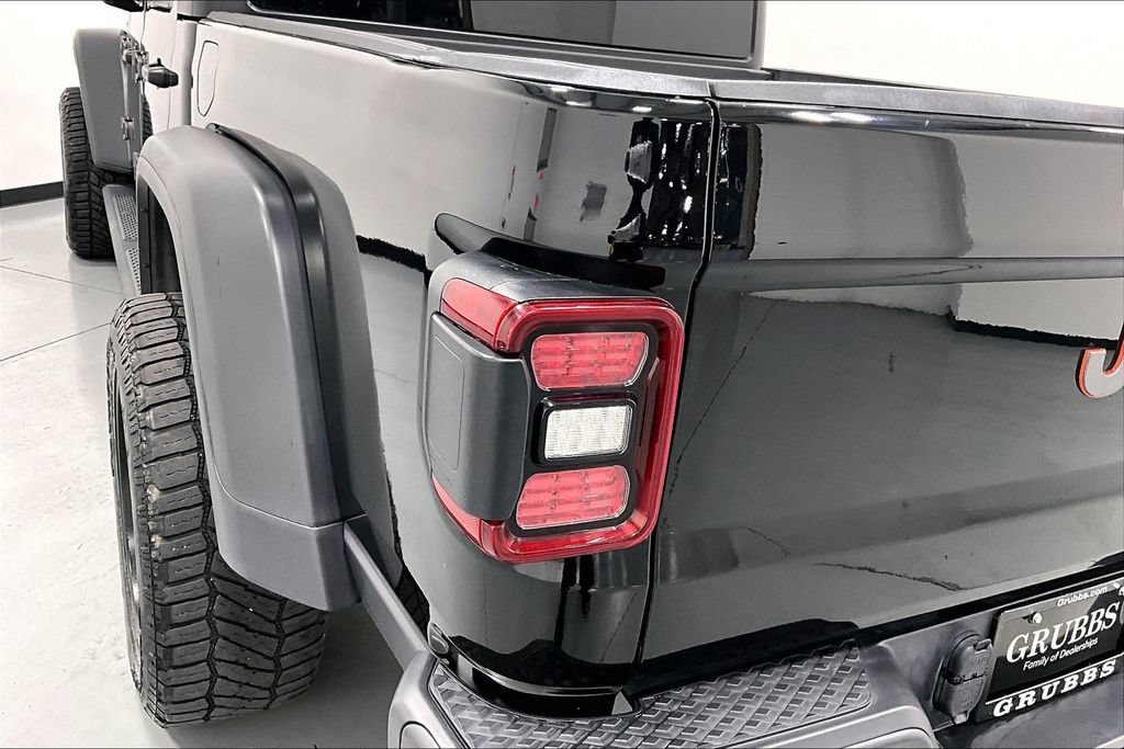 Used 2021 Jeep Gladiator Mojave AWD/4WD image 37