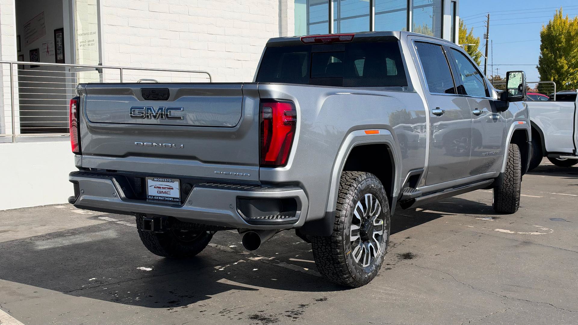 New 2026 GMC Sierra 2500 Denali Ultimate w/ Max Trailering Package AWD/4WD image 5