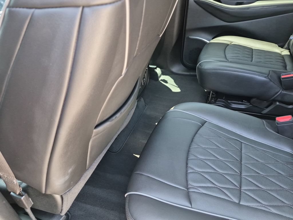 Used 2024 Buick Enclave Avenir w/ Avenir Technology Package FWD image 37