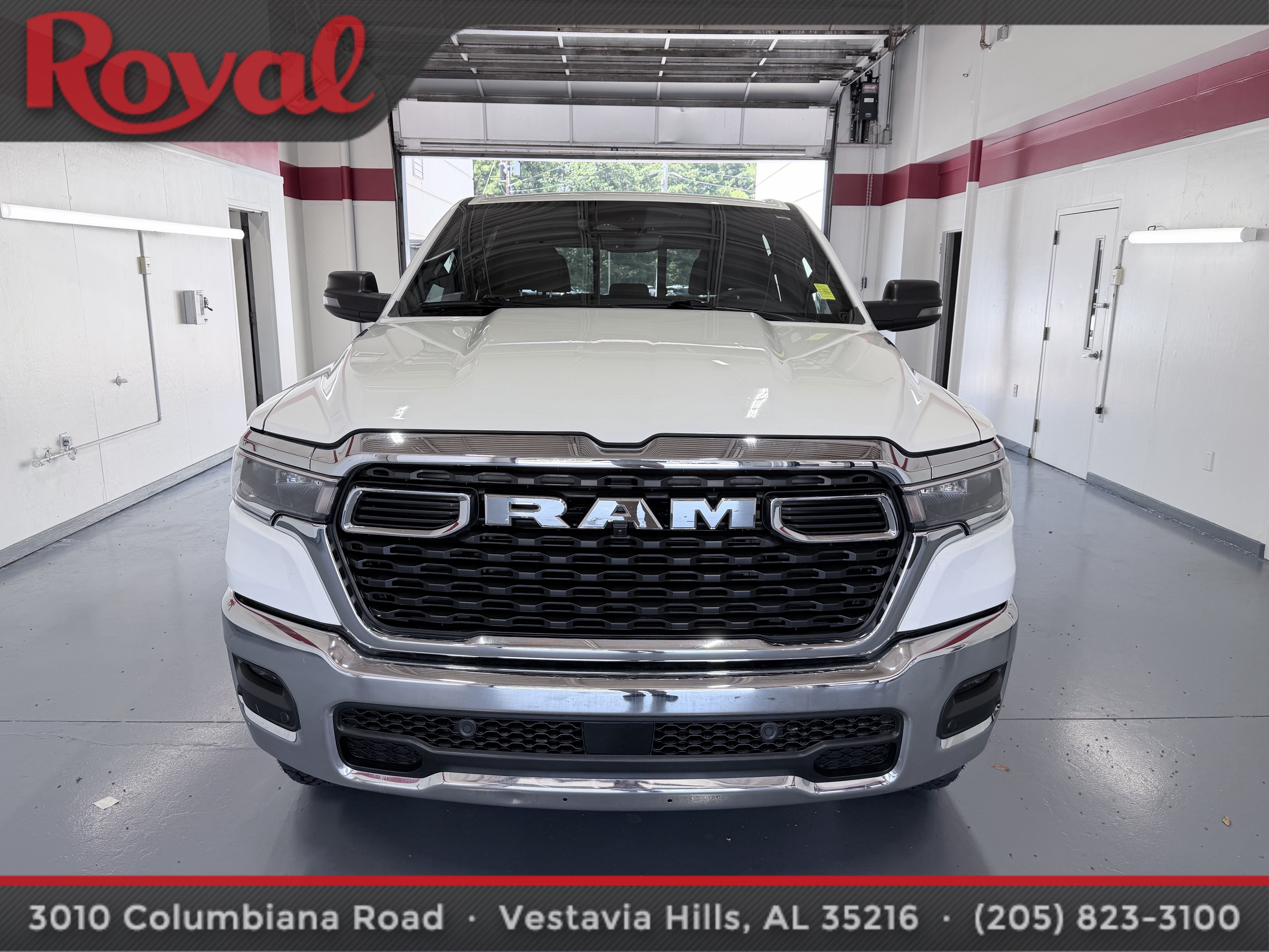 Used 2026 RAM 1500 Big Horn AWD/4WD image 2