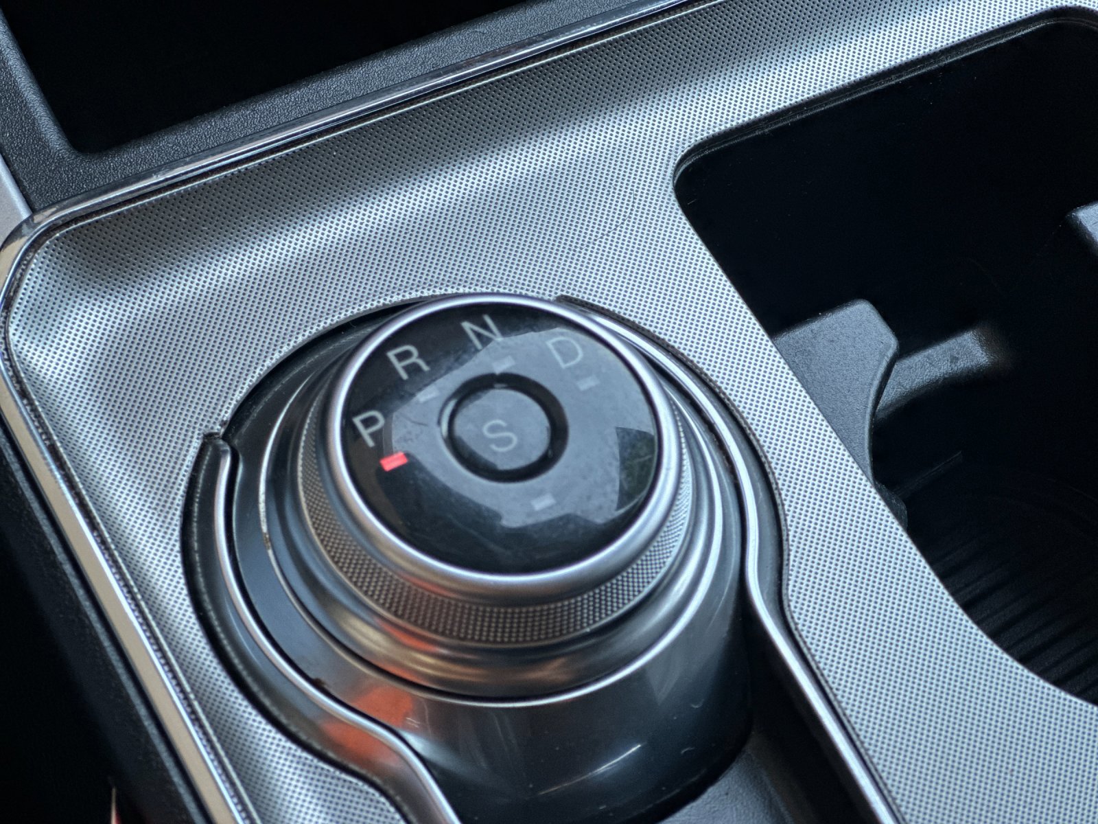 Certified 2022 Ford Edge SEL w/ Sport Appearance Package image 22