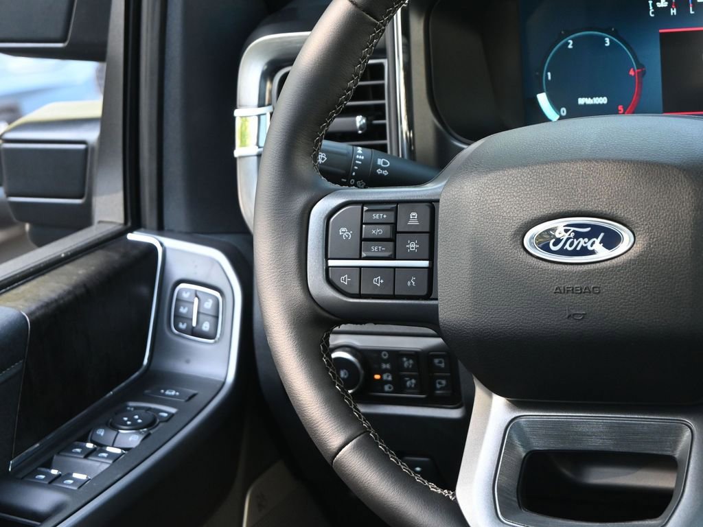 New 2025 Ford F350 Lariat w/ Lariat Ultimate Package image 34
